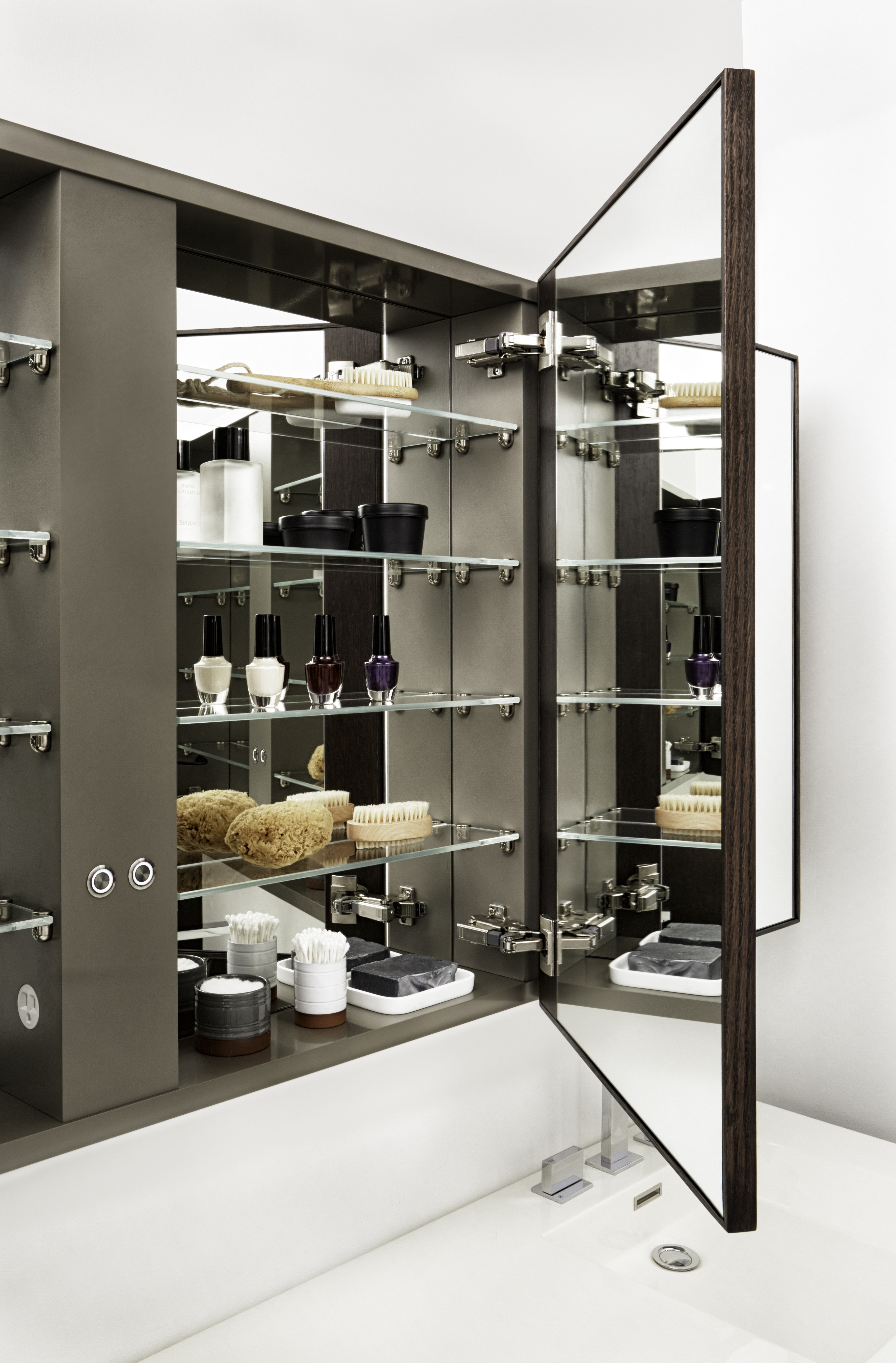 Bathroom Mirror Cabinets