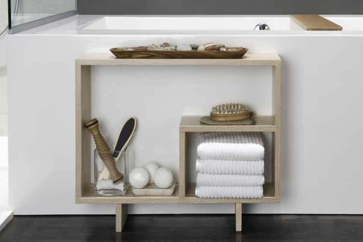 Freestanding towel holder bath accessories