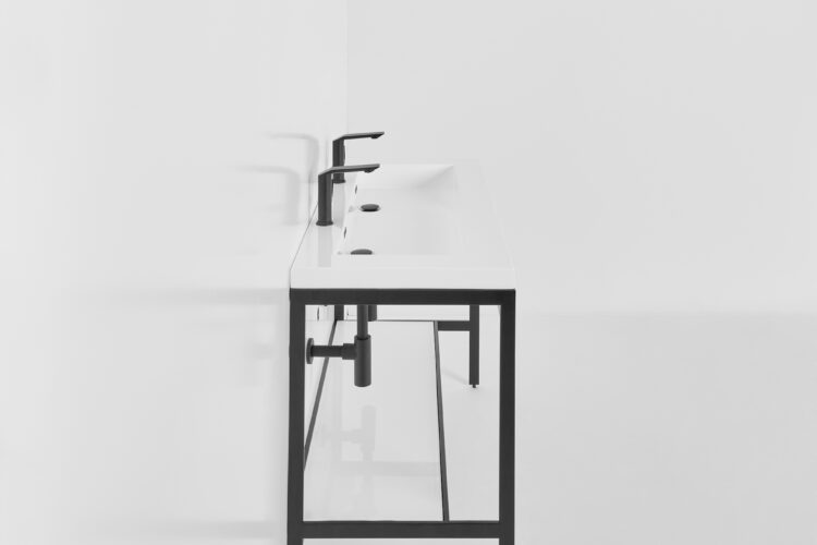 Double sink console final design steel frame