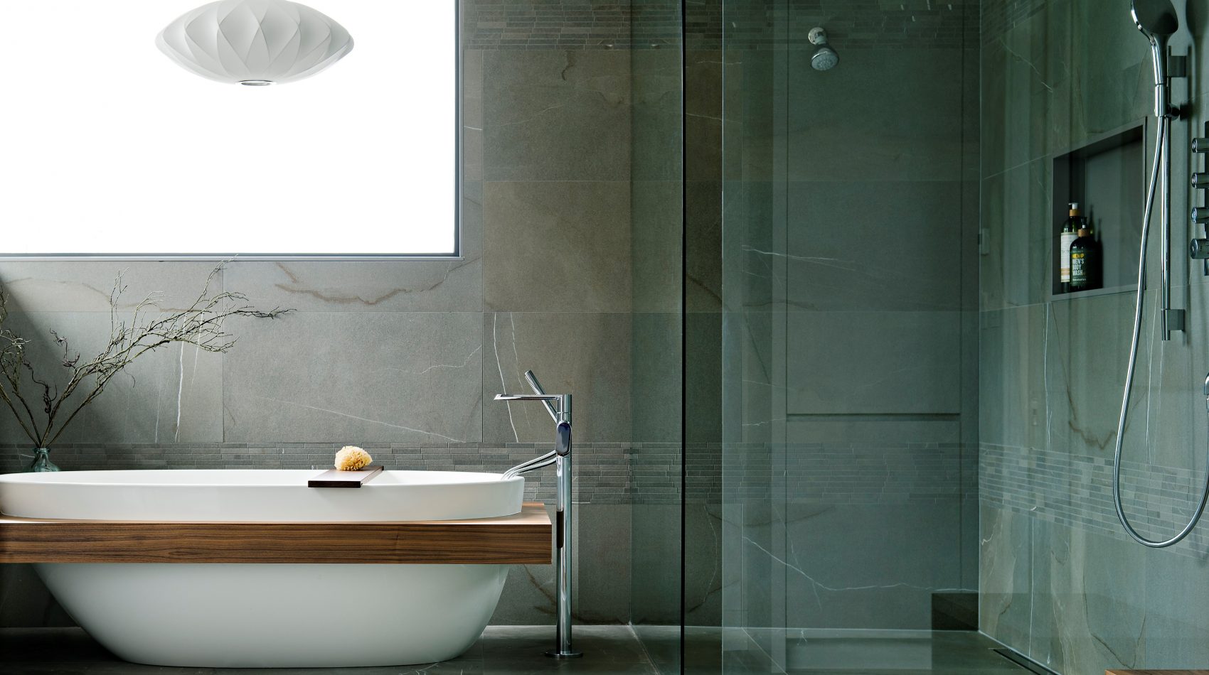 lisa frahm bathtub