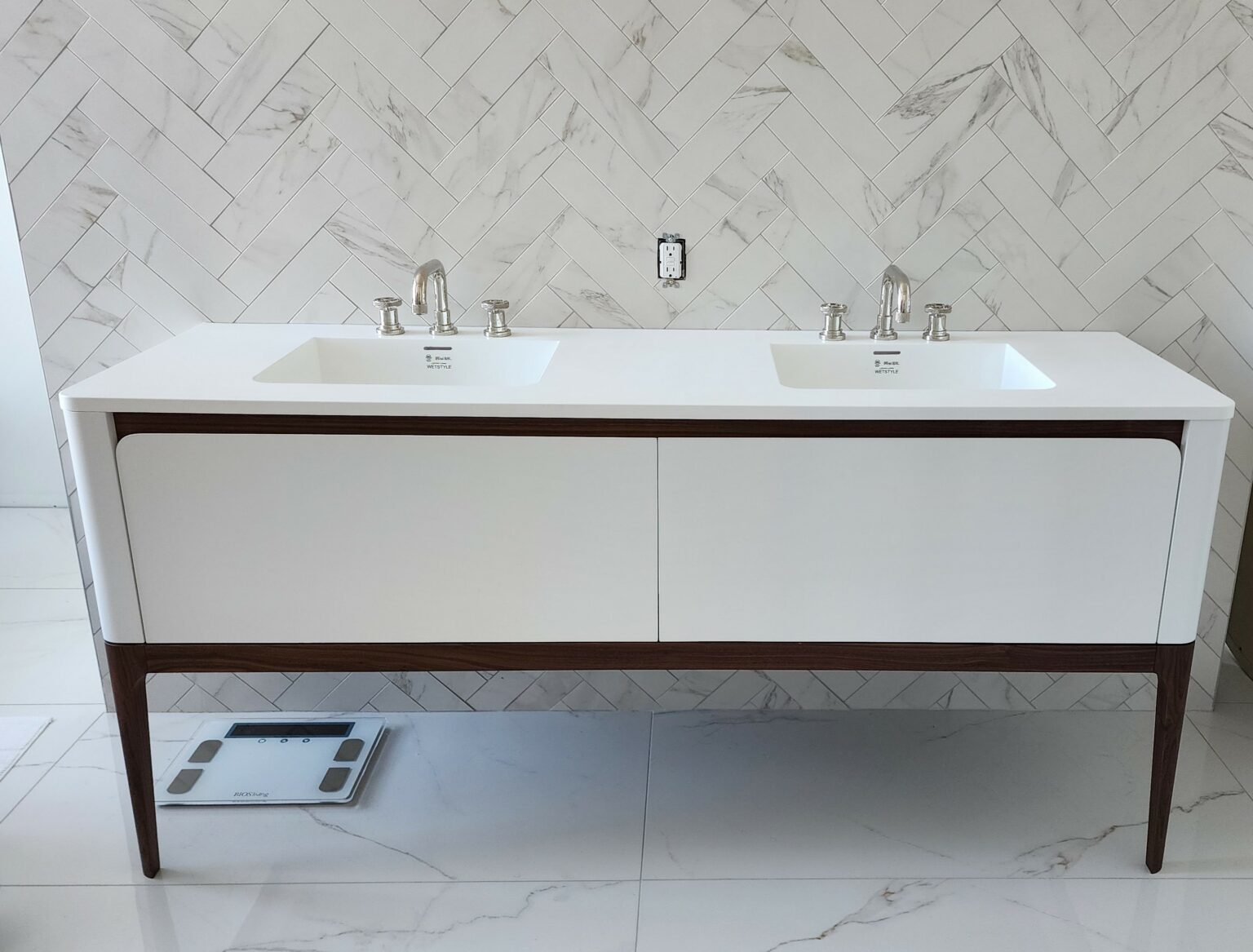 Luxury Bathroom Vanity in white finish, high gloss white dual sinks